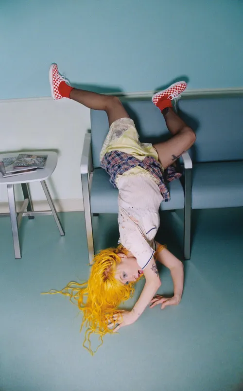 Hayley x Vans