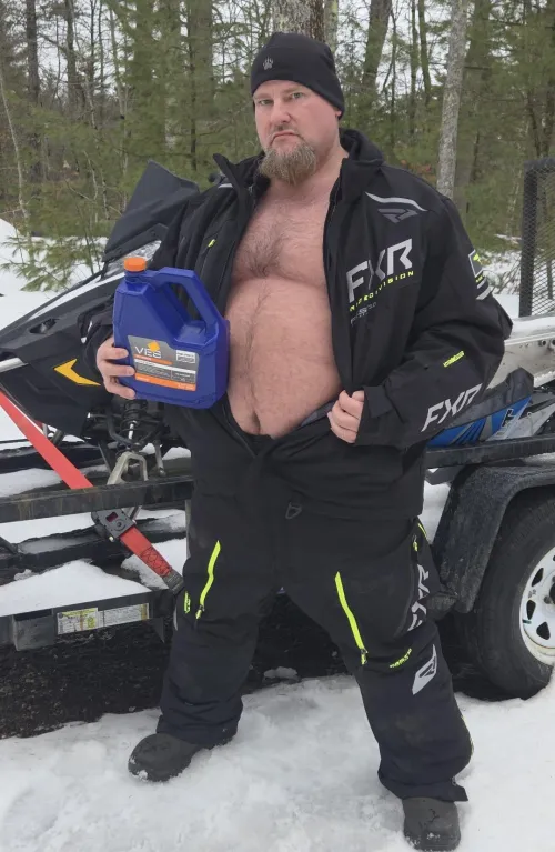 Help me with this snowmobile oil?