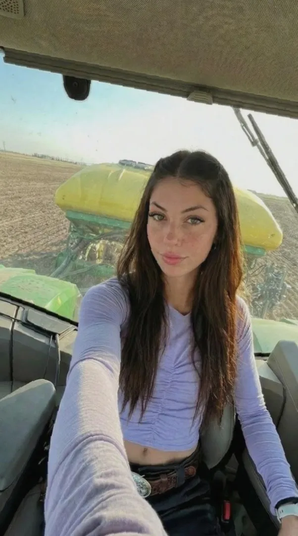 Local only, no long convos pls hit lntsag instead:.erisaluvo'.