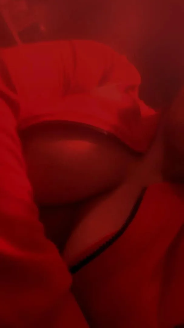 Love how red looks on me