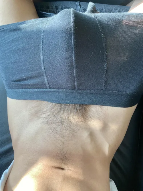 so pathetic even my bulge is clearly bigger than you 