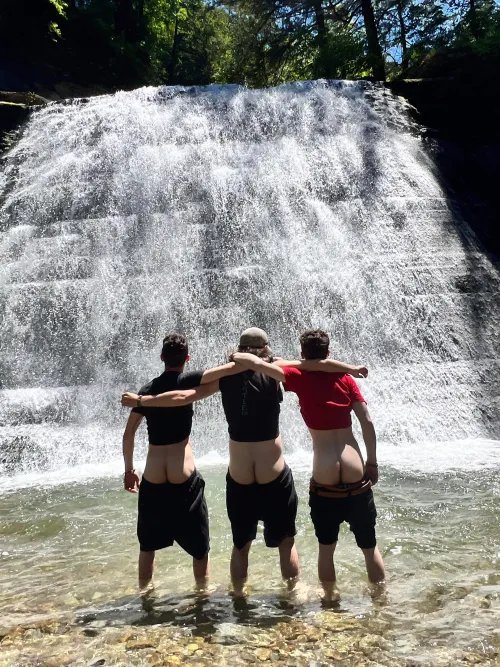 Which one do you think is me