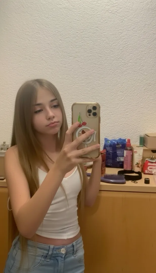 would u still do me if i giggled the whole time? <3