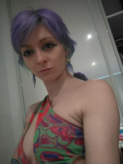 Hiya I'm Lily from London