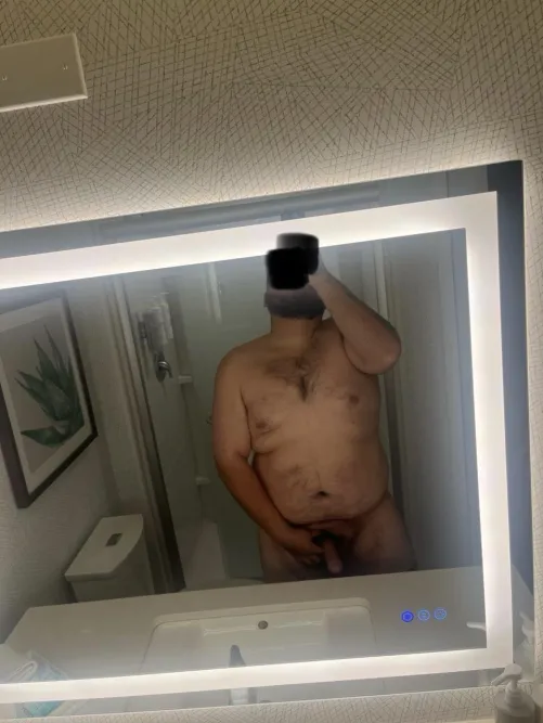 M31 Farmington area looking for a F I’m from out of town looking for some fun I have a hotel