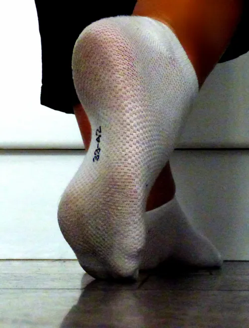What do you think about my arch in my ankle socks [F]