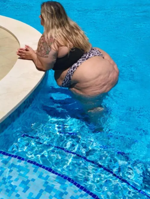 Do you prefer my belly hang or my cellulite?