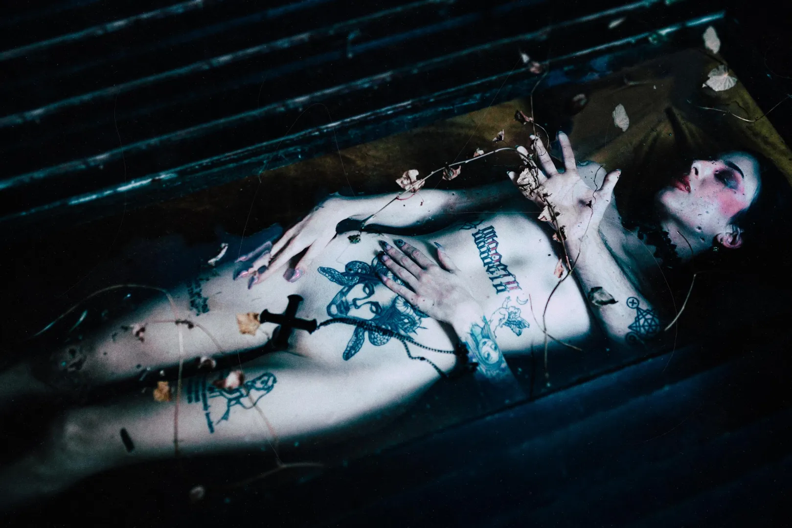 Hands with DarkMuseGlo...