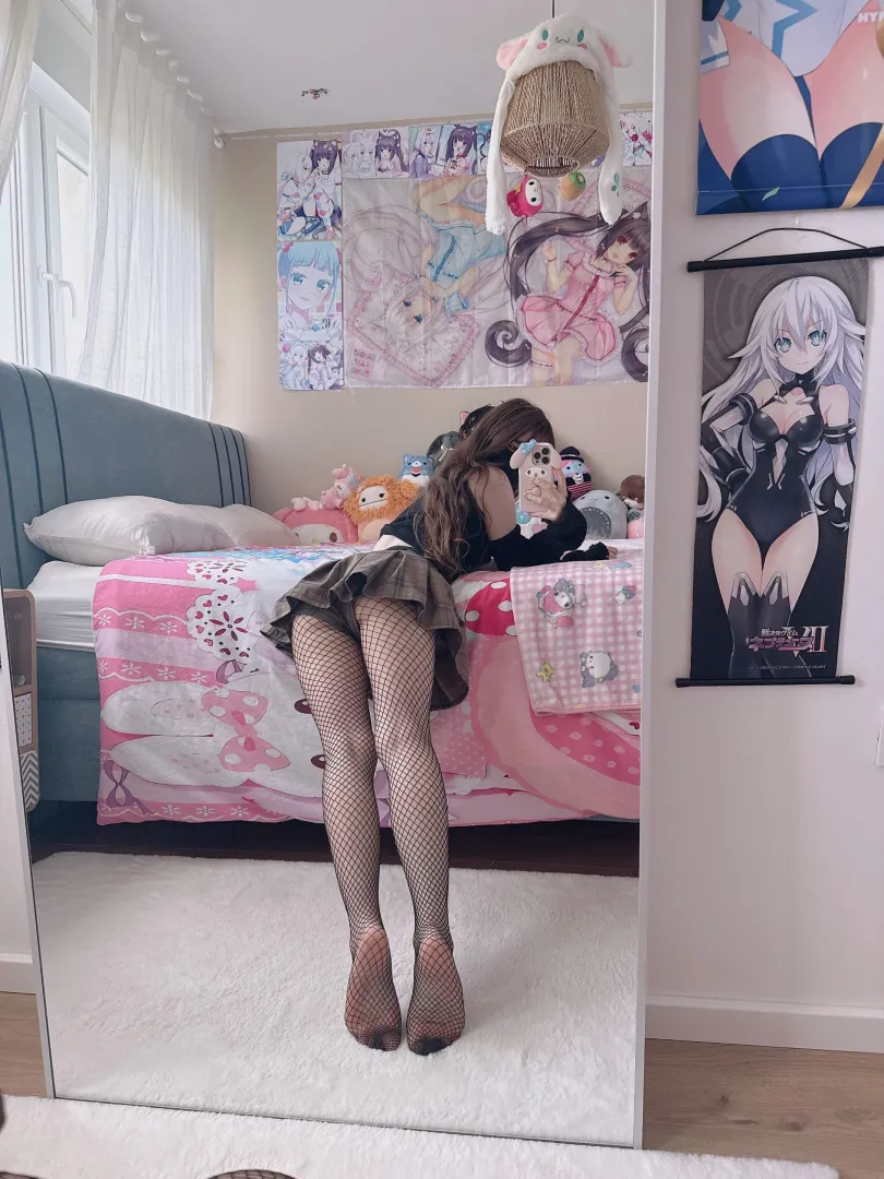 tiny princess being direct ><