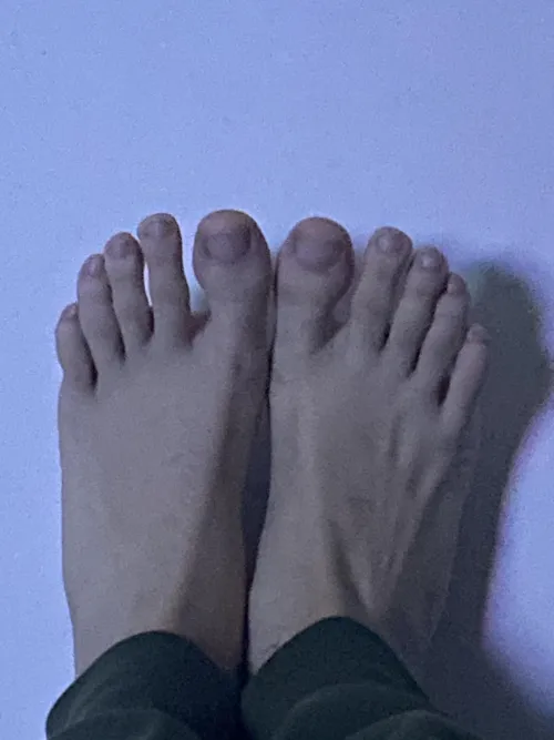 18M little toes