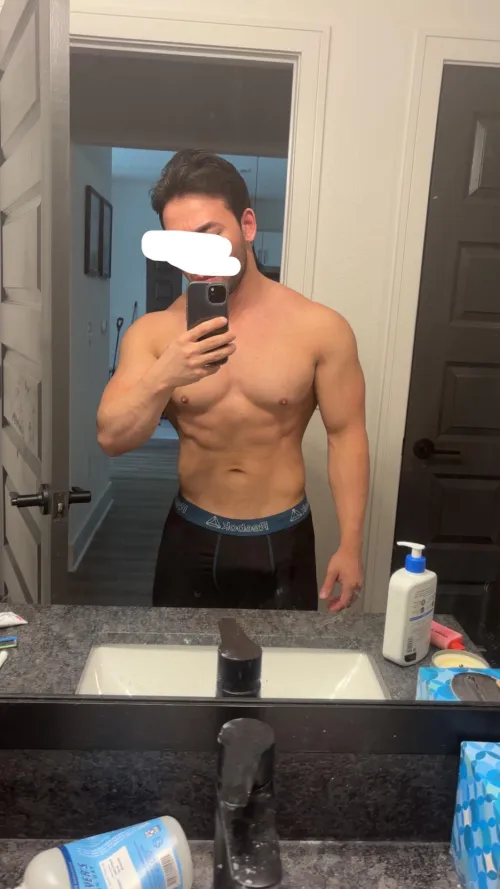 23m4F, hosting in Fortworth