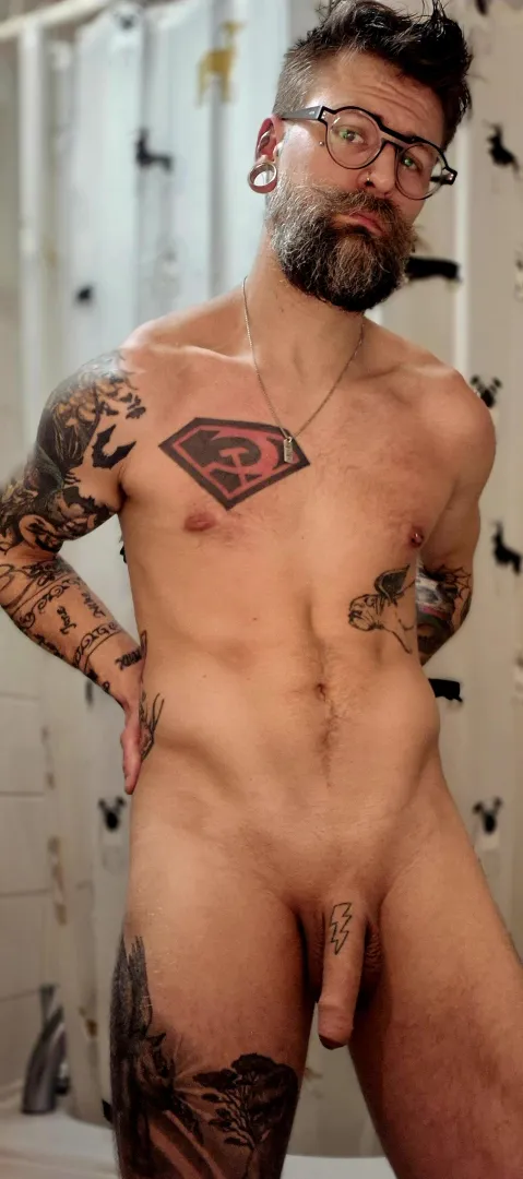 33, Ex-athlete, Dilf (yes, I am actually a Dad.)