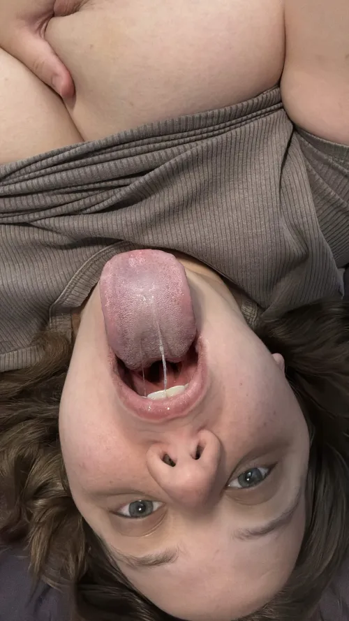 Bend me over the bed and fuck my face