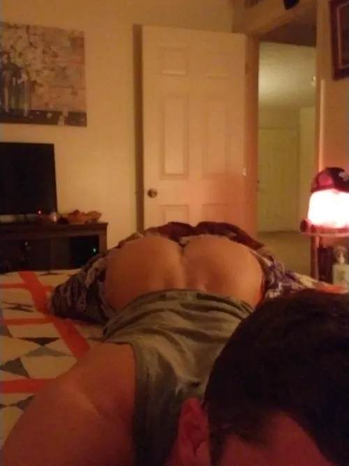 Don't normally bottom but who would top me?