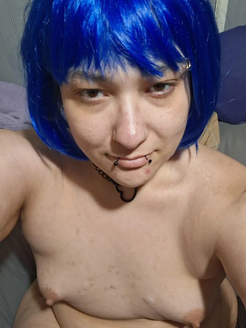 Fetish friendly Mommy with small tits, lots of kinks and few limits, AVAILABLE NOW for audio/video calls, sext/RP, making custom pics/vids, or doing domination or submissive sessions!(Dirty domination included) i also have low priced premade stuff, sell 