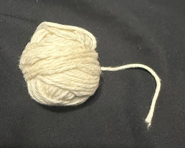 Help me ID this yarn! I found it at a thrift store fifteen years ago and need enough to make a sweater.