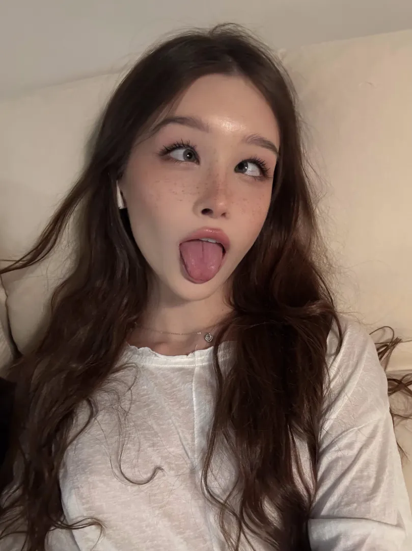 I got my tongue out for you to aim at