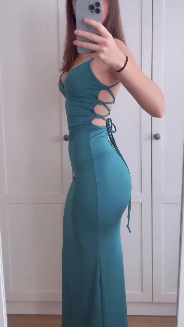I love how this dress fits