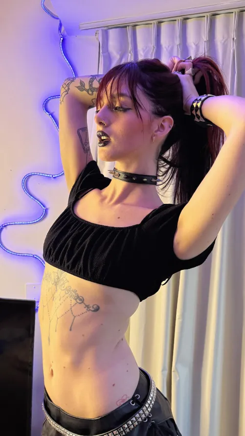 In the mood but ONLY nearby ppl - i reply on lntsag: .Iunabowtie'.