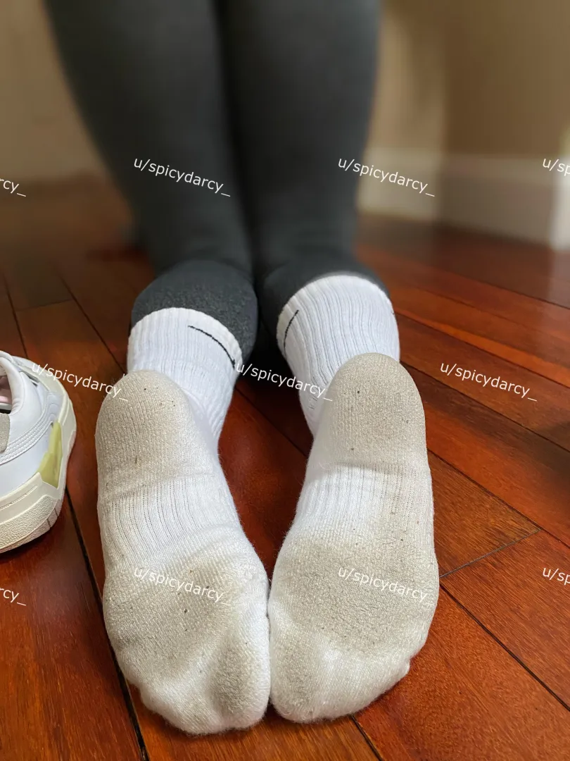 Put your face in my socks & tell me how good they smell...