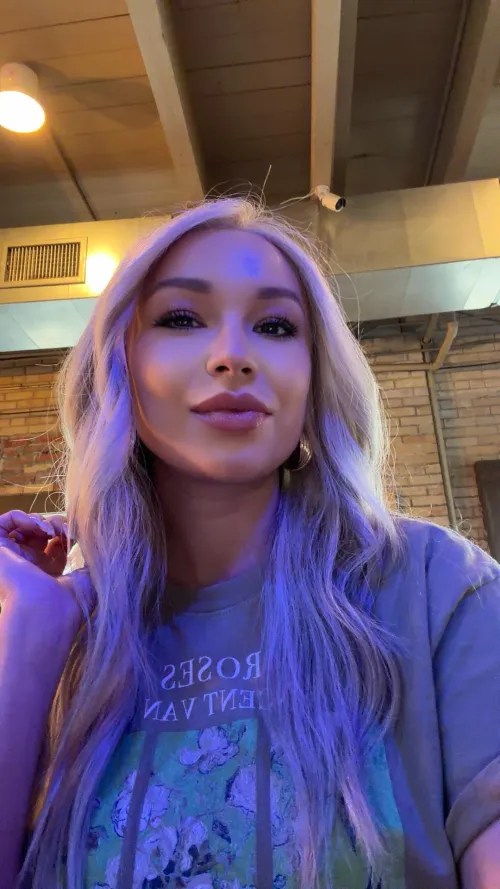 The best paypigs understand : luxury looks better when a goddess didn’t have to pay for it.