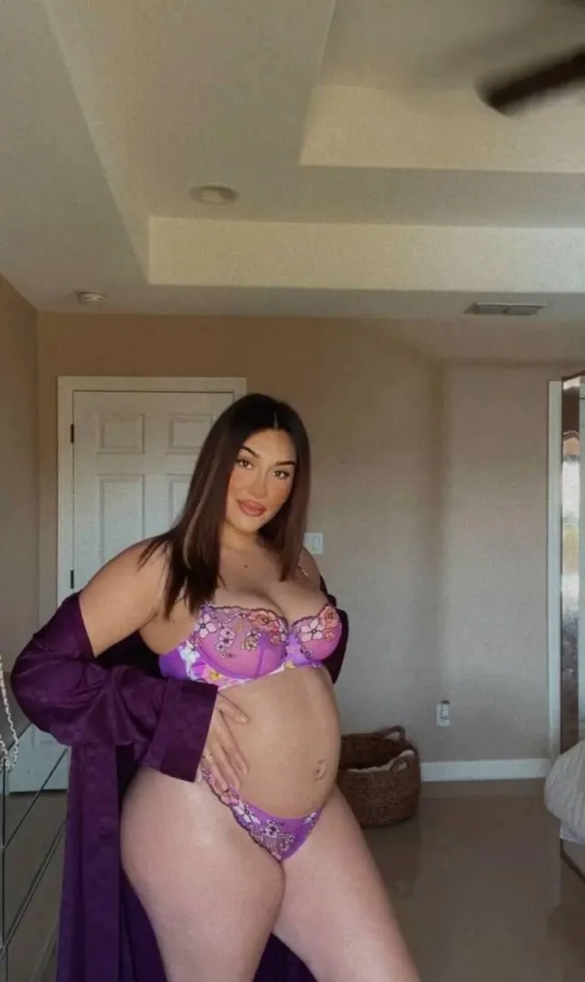 Would you worship this full, ripe preggo belly?