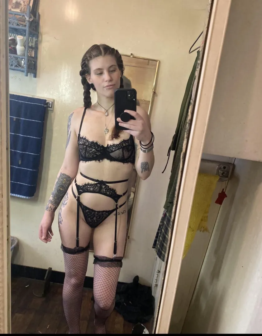 Do you like petite girls?