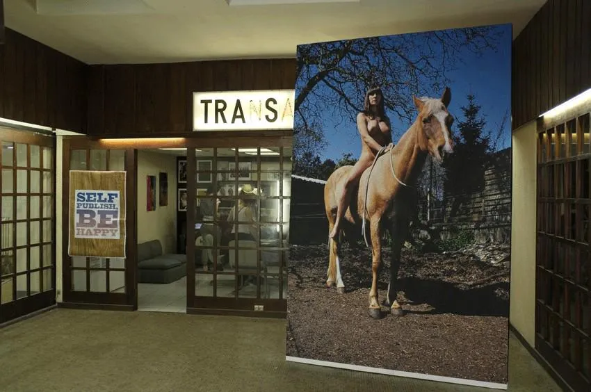 Entrance to the gallery