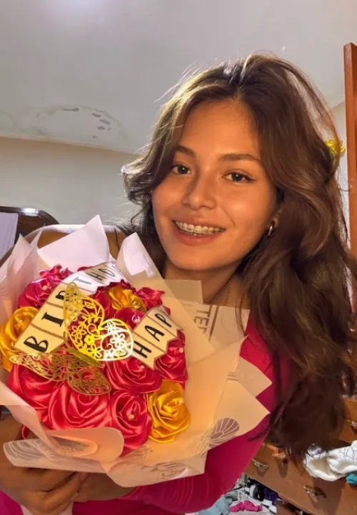 Finally starting to love the skin I’m in. It’s a good feeling.