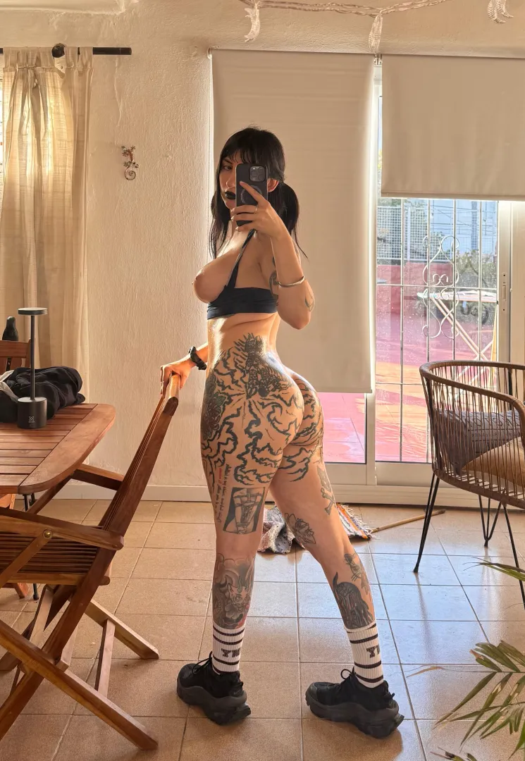 Golden hour on my body shape