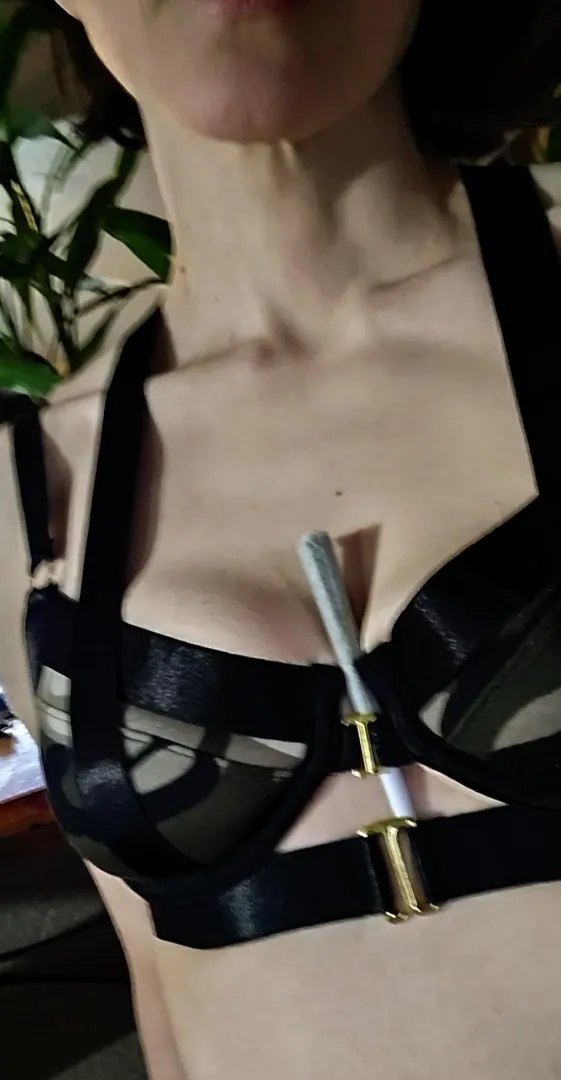 Happy [F]riday the 13th!! Wanna join me for a little slap and tickle?!? 