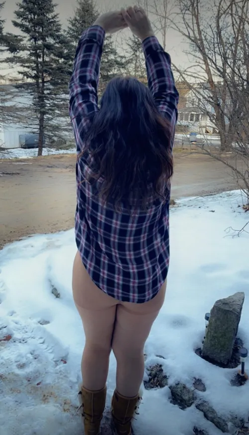 Happy Hump Day. Yay! The snow is melting.