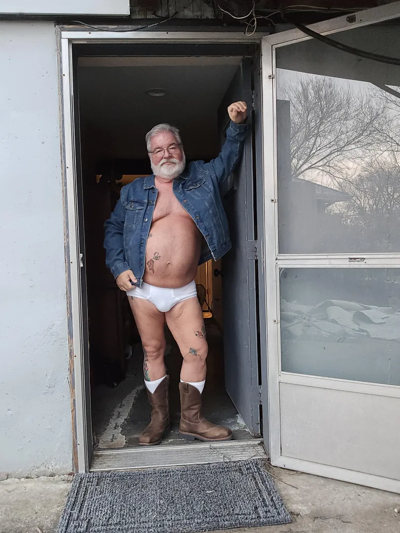 Hey there neighbour. 