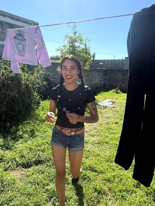 Hope older guys like petite girls like me