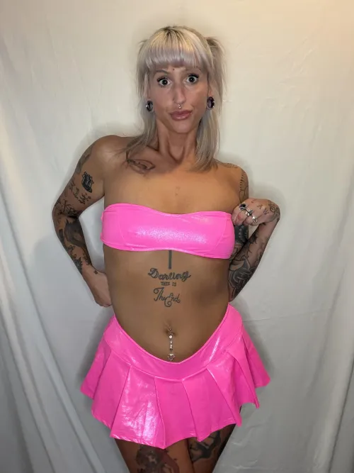 hot pink is my color.