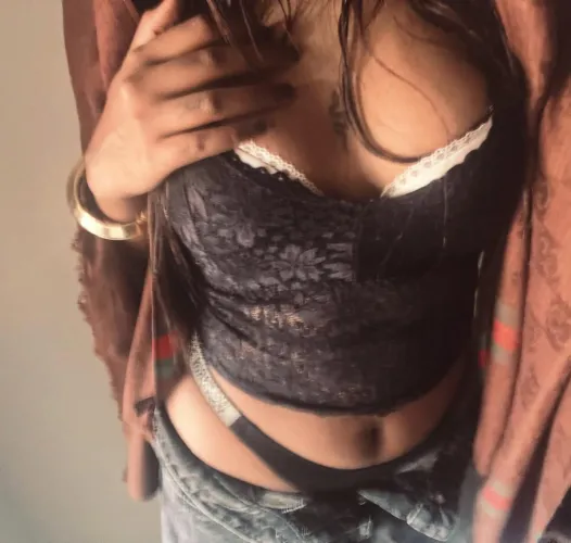 I need an old guy to cum on my body asap