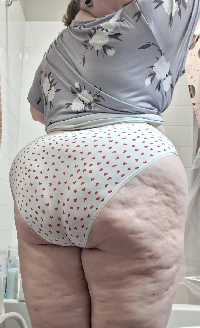 [selling] let my body language speak to you....in ways you never thought possible. ♡ [sext][gfe][rate][panties][findom][femdom][roleplay] ♡ DM or SC to purchase, or check out my linktree in my bio ♡