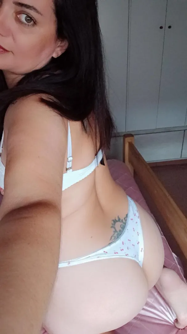 Ufff, I love the way you look at me