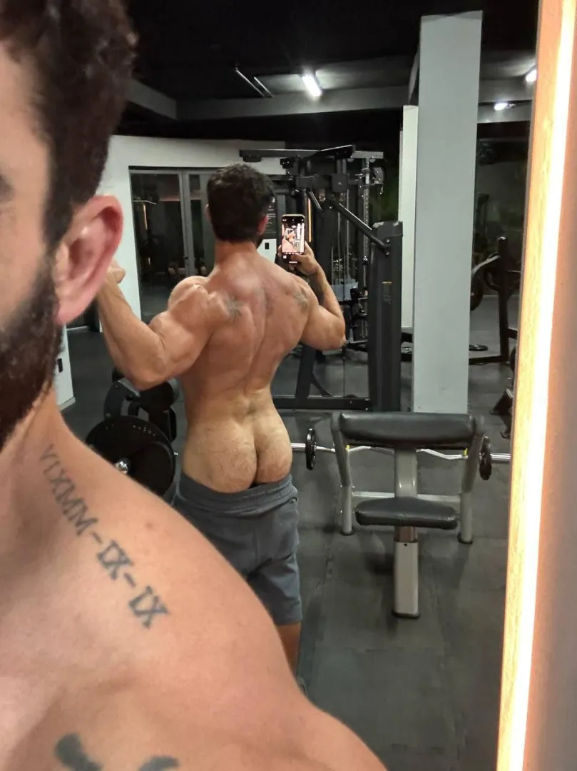 While I train I take a photo