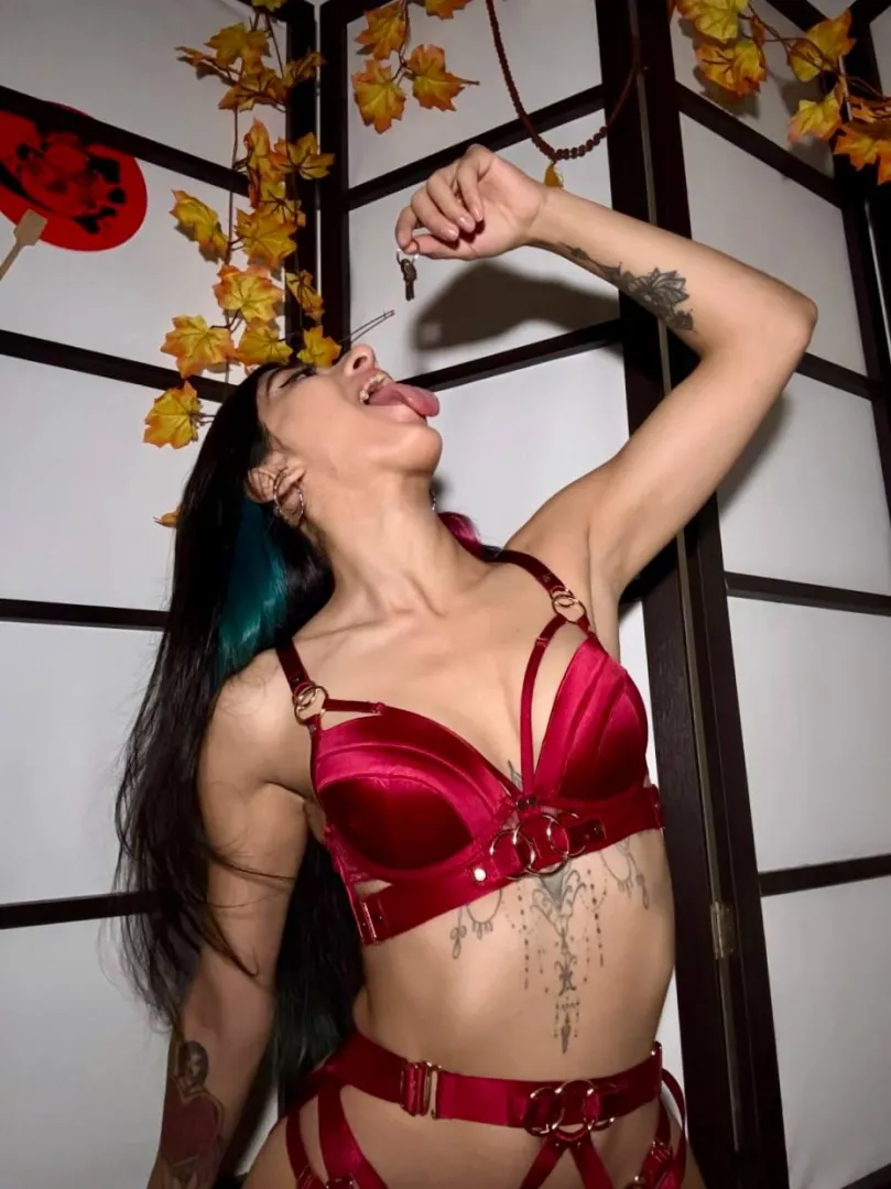 Anyone been caged longer than 30 days?