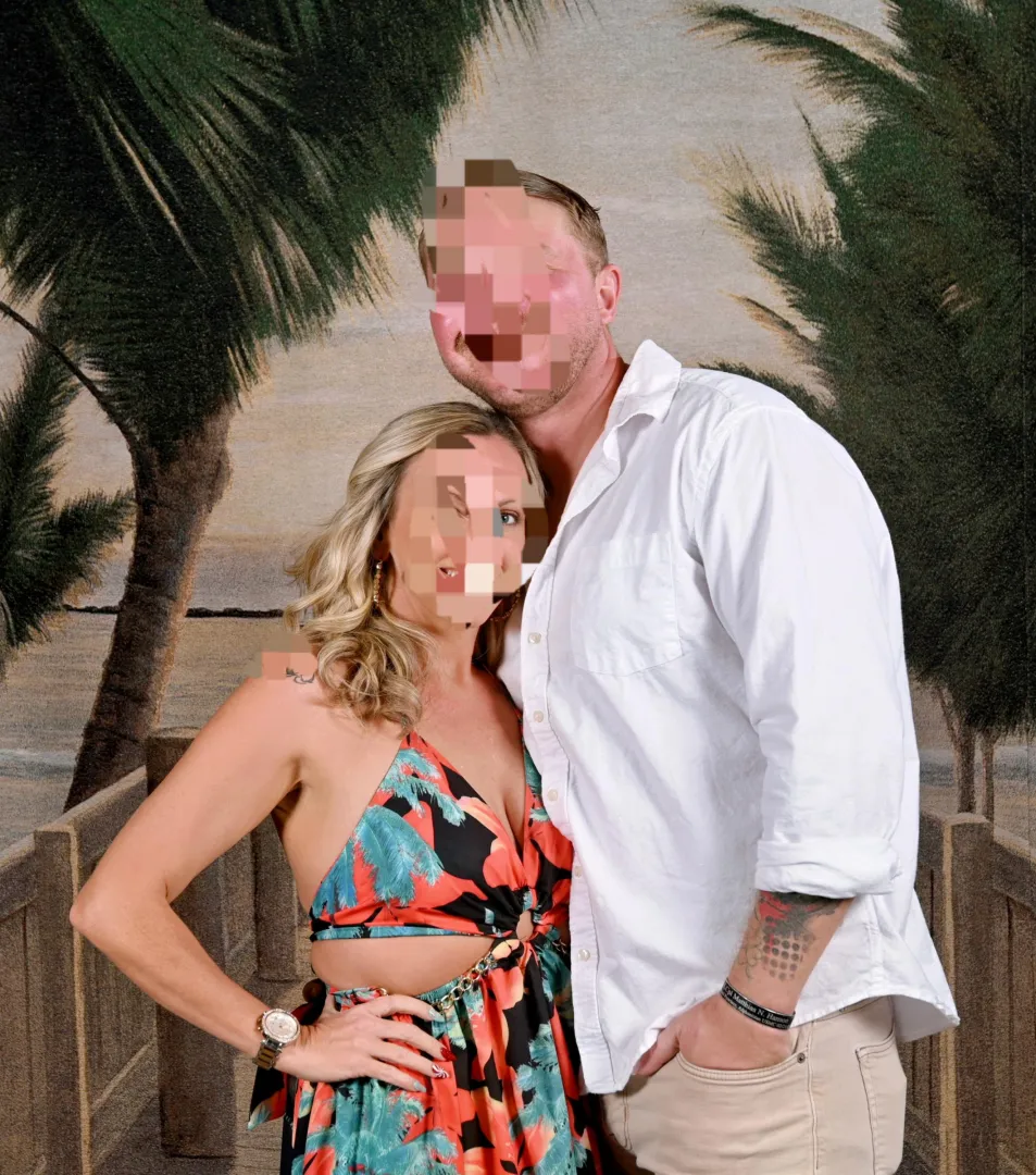 Couple looking for female