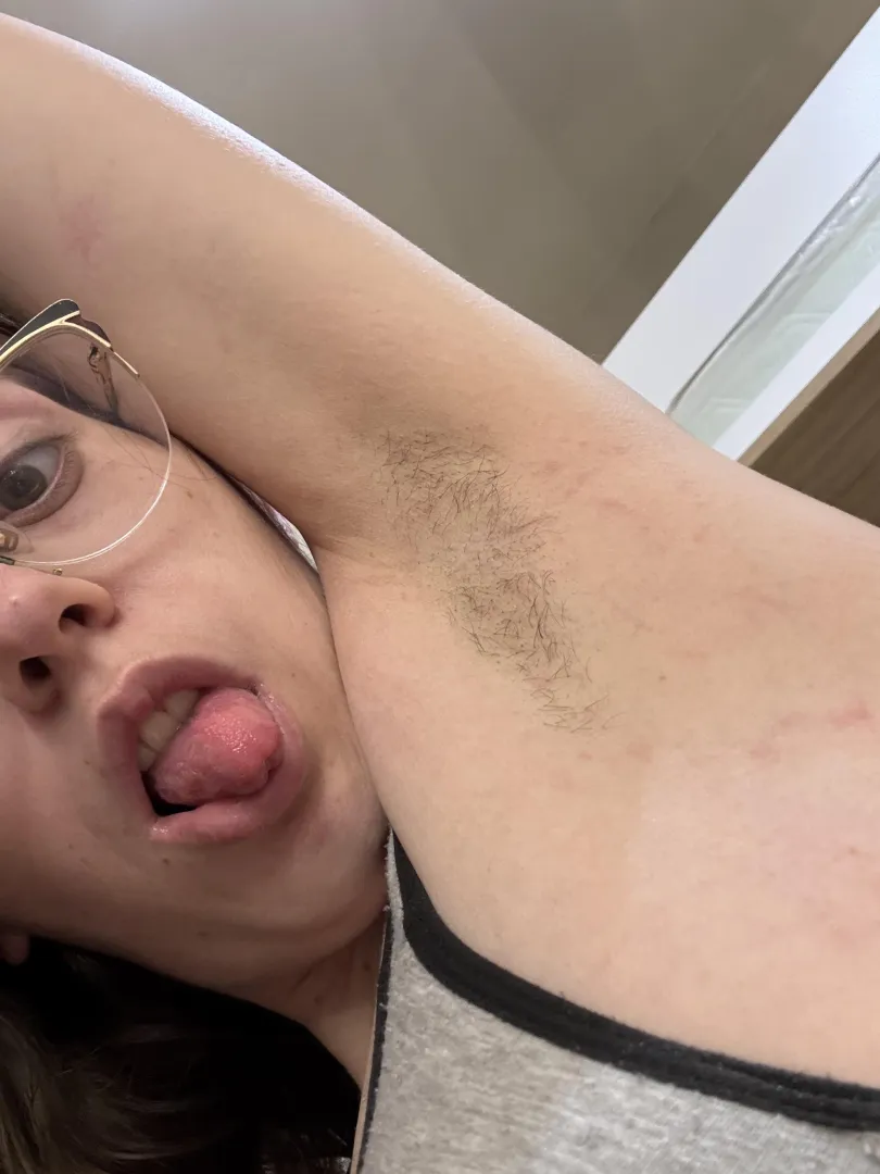 Do men actually like to lick armpits?