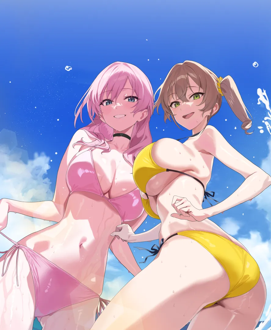 Girls in pink and yellow bikini (ヒディス / hidis0086)