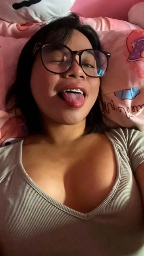 I miss having a cum on my tits 