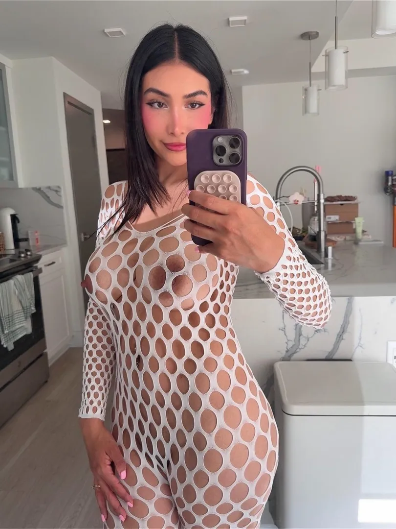 I would love to go to college in this sluty dress