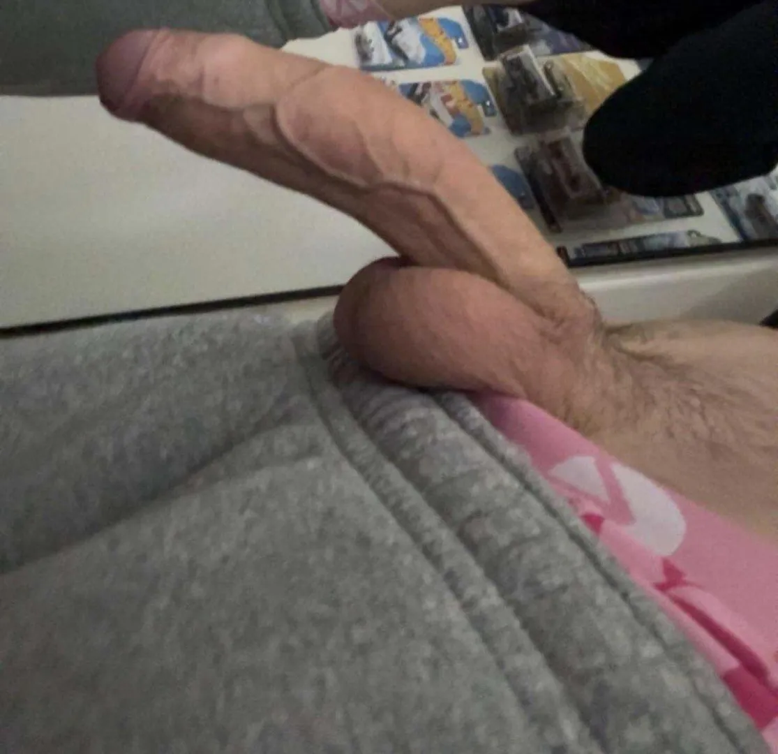 noen norske jenter som vil ha denne kuken?