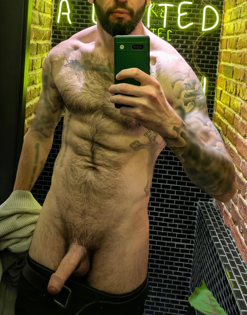 Risky bathroom pic during Dads Friday night out (36)