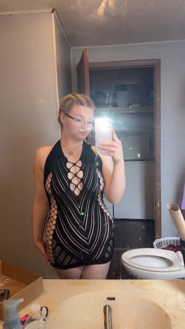 Who doesn’t love a tiny dress