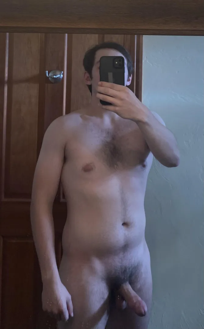 22M looking for anyone who’s down for some fun in or around the Medford area, DM if interested