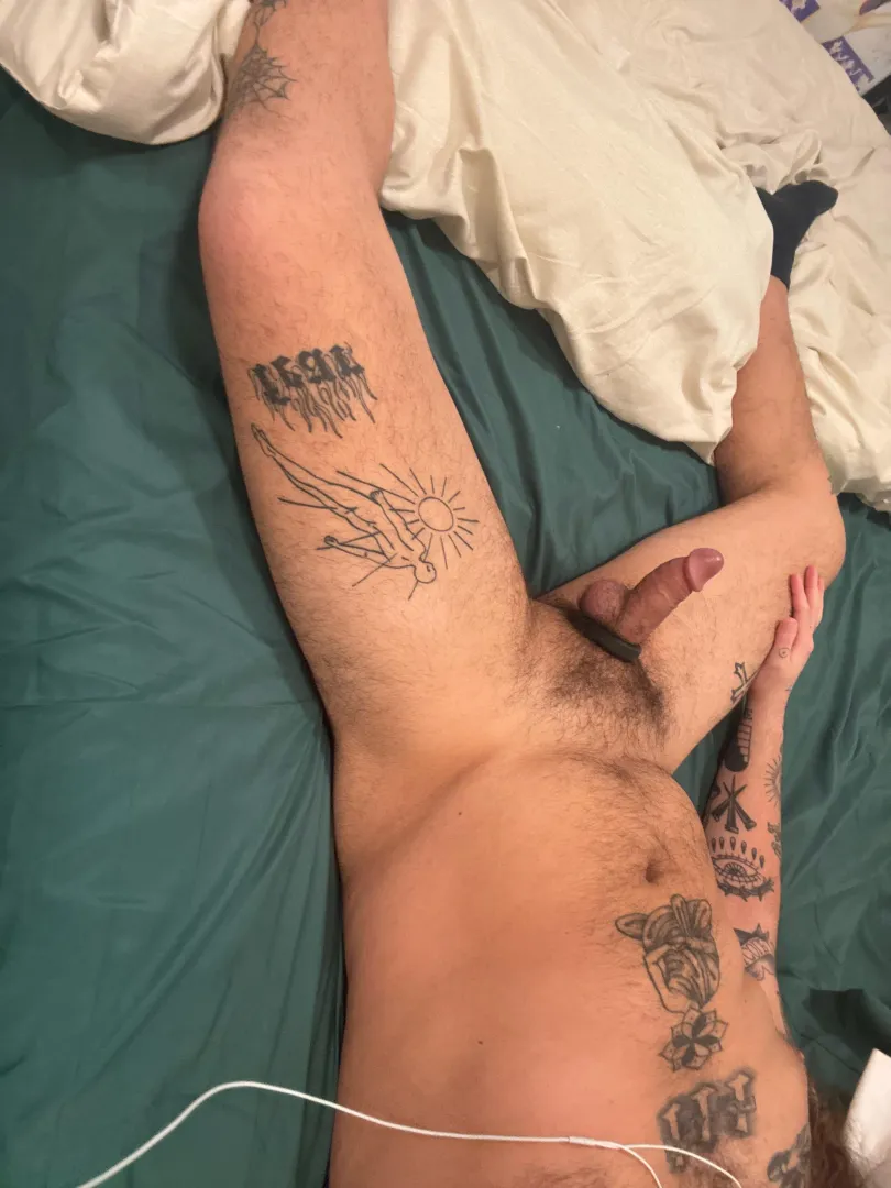 30 hairy pig. Fart in my face bro